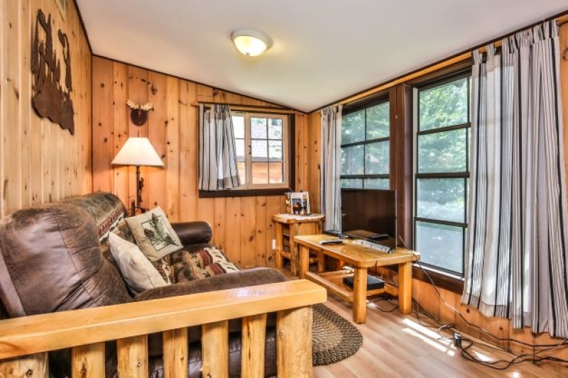 Birchwood Resort - Cabin #7
